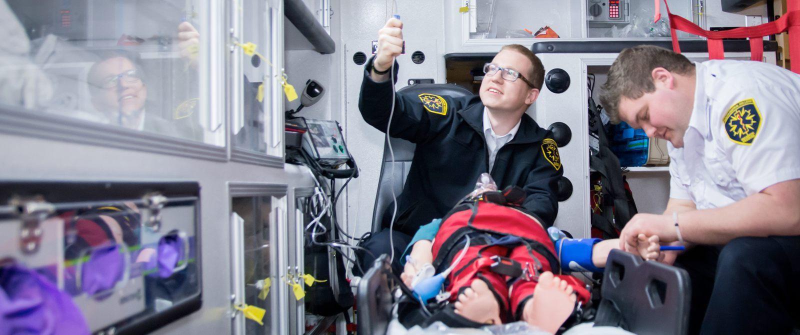 Photo of paramedic students